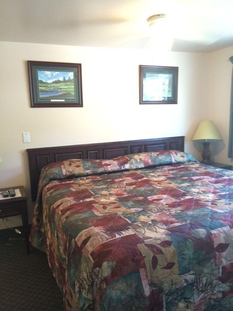 Johnny'S Motel Grand Forks Extérieur photo